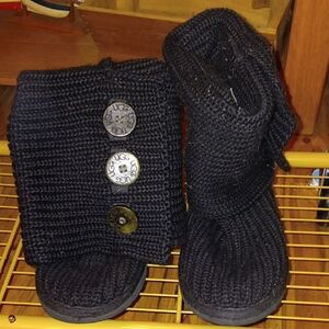 Black Knit UGG Boots Size 7